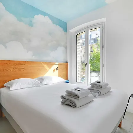 13 - Voltaire Apartament Paryż