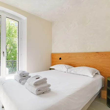 Apartment 13 - Voltaire
