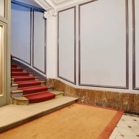 Appartement 13 - Voltaire Paris